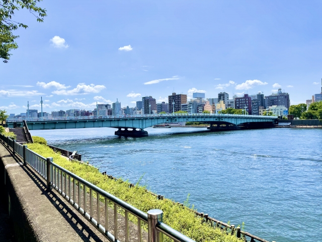 TOKYOタクシーロケ地まとめ!柴又やレストラン・高齢者施設・シュークリーム店はどこ?